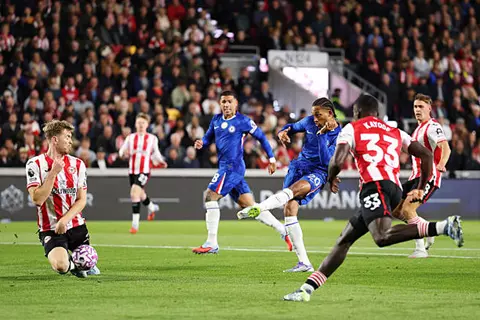 دقيقة بدقيقة.. برينتفورد 0-0 تشيلسي.. فرصة هدف